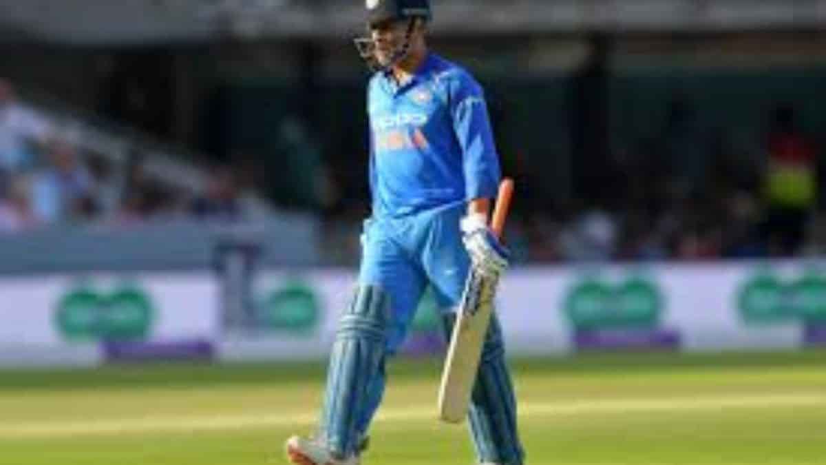 MS Dhoni
