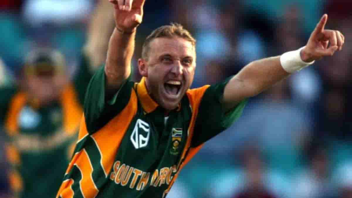 The Magic of Swing Bowling: 7 GOAT Bowlers Of Their Era