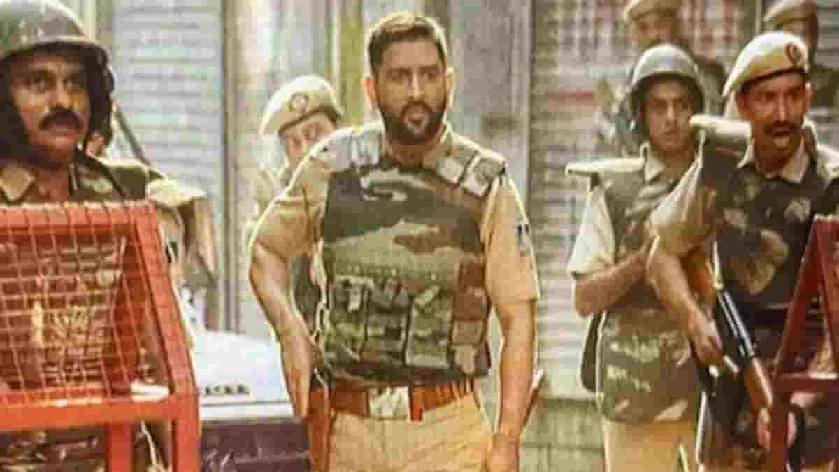 Mahendra Singh Dhoni breaks the internet with his new Singham avatar, picture goes viral