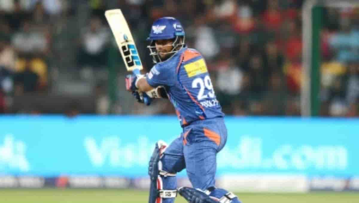 STOINIS