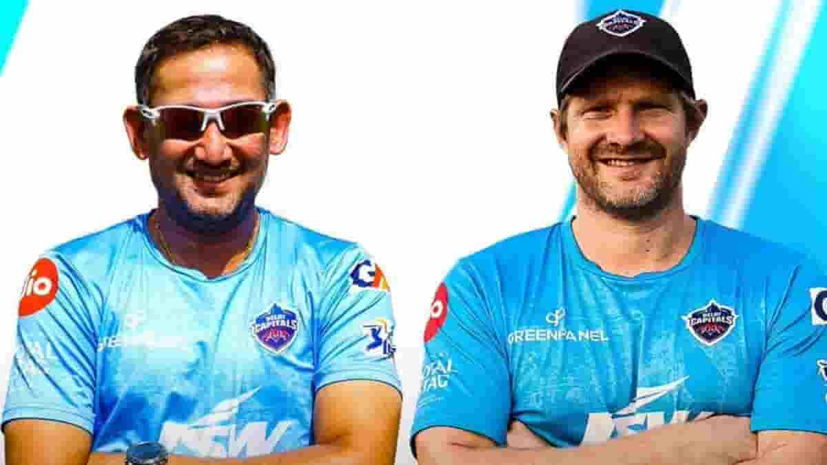 Ajit Agarkar, Shane Watson leave Delhi Capitals