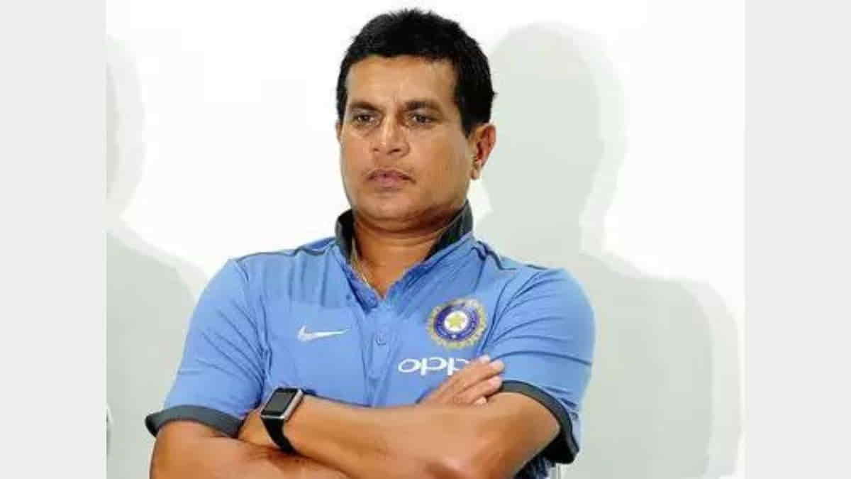 Amol Muzumdar, Tushar Arothe emerge frontrunners for women’s head coach role Reports