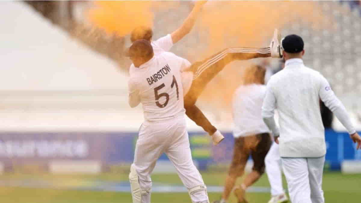 Ashes 2023 Protestors briefly disrupt play during second Eng vs Aus Test at Lord’s