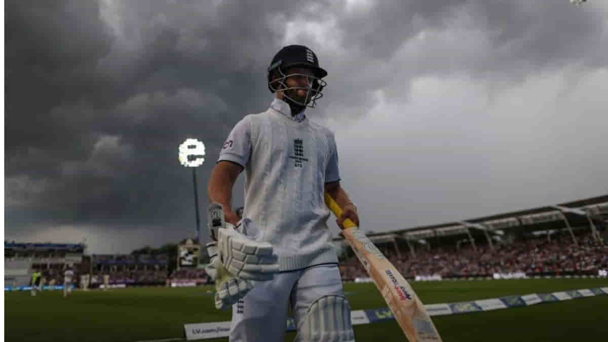 Ashes 2023: With Australia restricted to 386, England lose two wickets on rain-hit third day