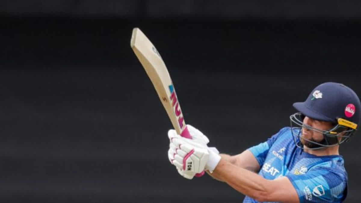 Yorkshire vs Lancashire
