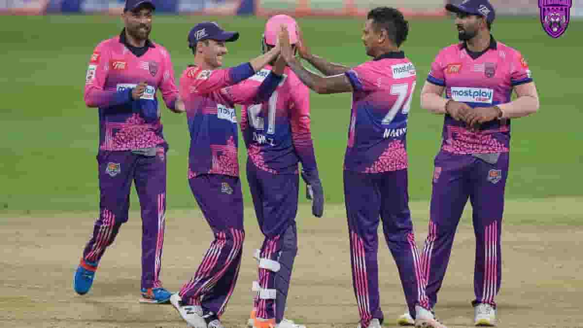 Narine Lauds Team Spirit as Strikers Dominate Abu Dhabi in T10
