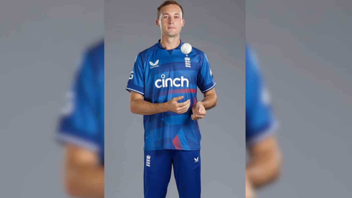 Tom Hartley's Test Debut: England Opts for Spin-heavy Attack, Excludes James Anderson