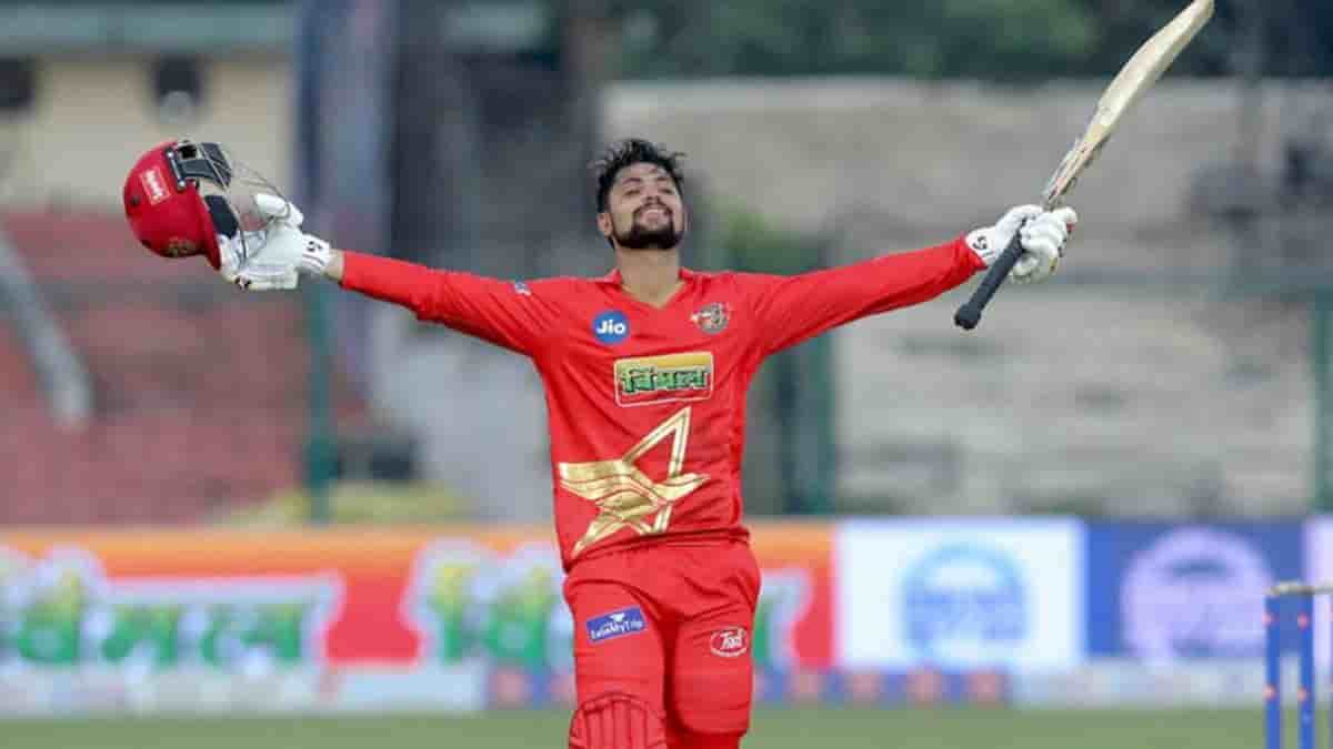 Five Players Of CSK With Highest Salary In IPL