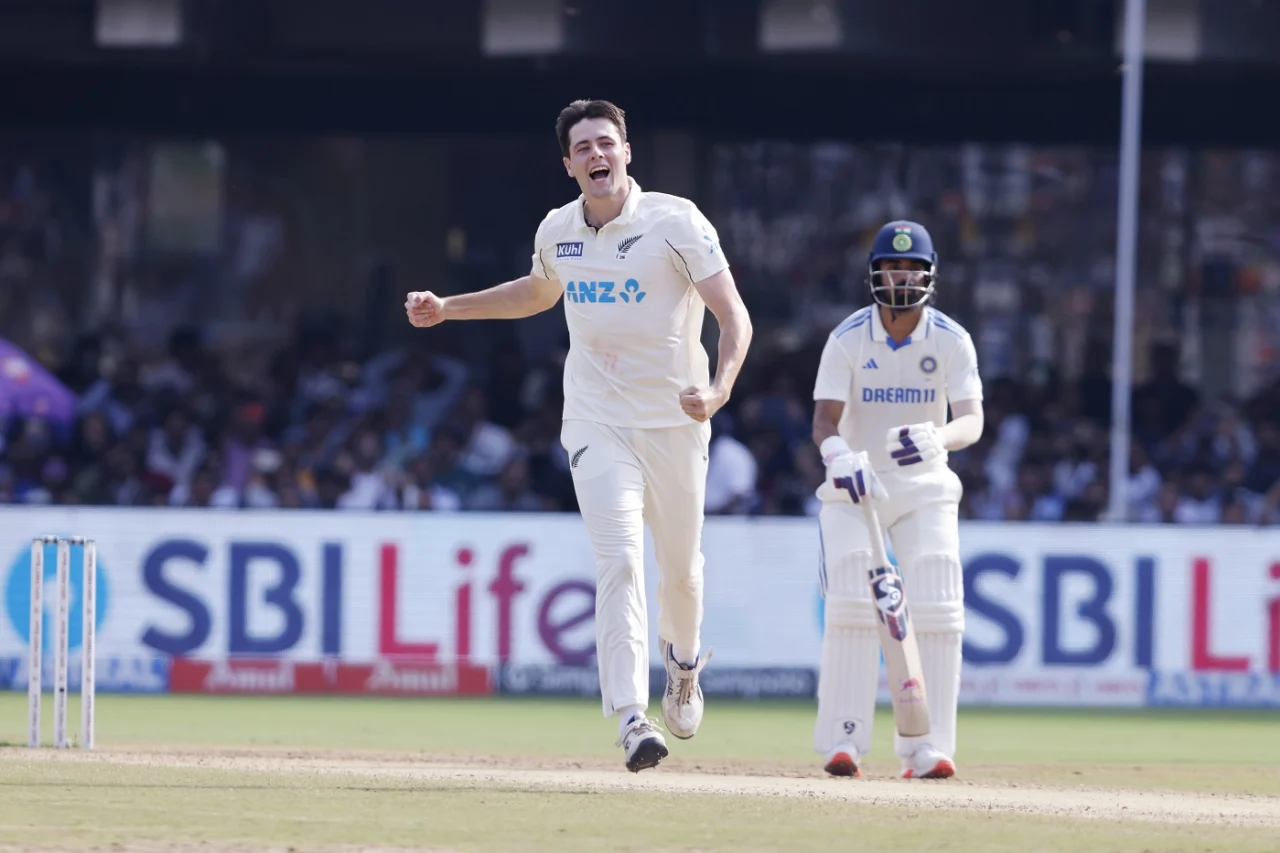 IND vs NZ India Struggles Despite Sarfaraz's and Pant's Courage