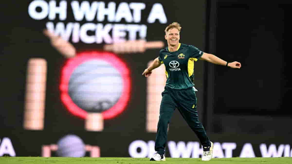 AUS vs PAK: Pakistan Lost The 7 Over Match