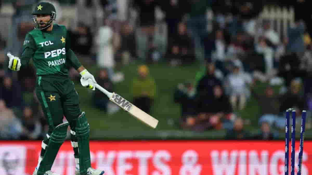 AUS vs PAK: Stoinis Toys With Pakistani Bowlers In 3rd T20I