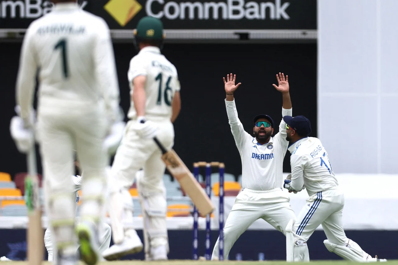 IND vs AUS: Stumps Day 1 Called Off After 13.2 Overs