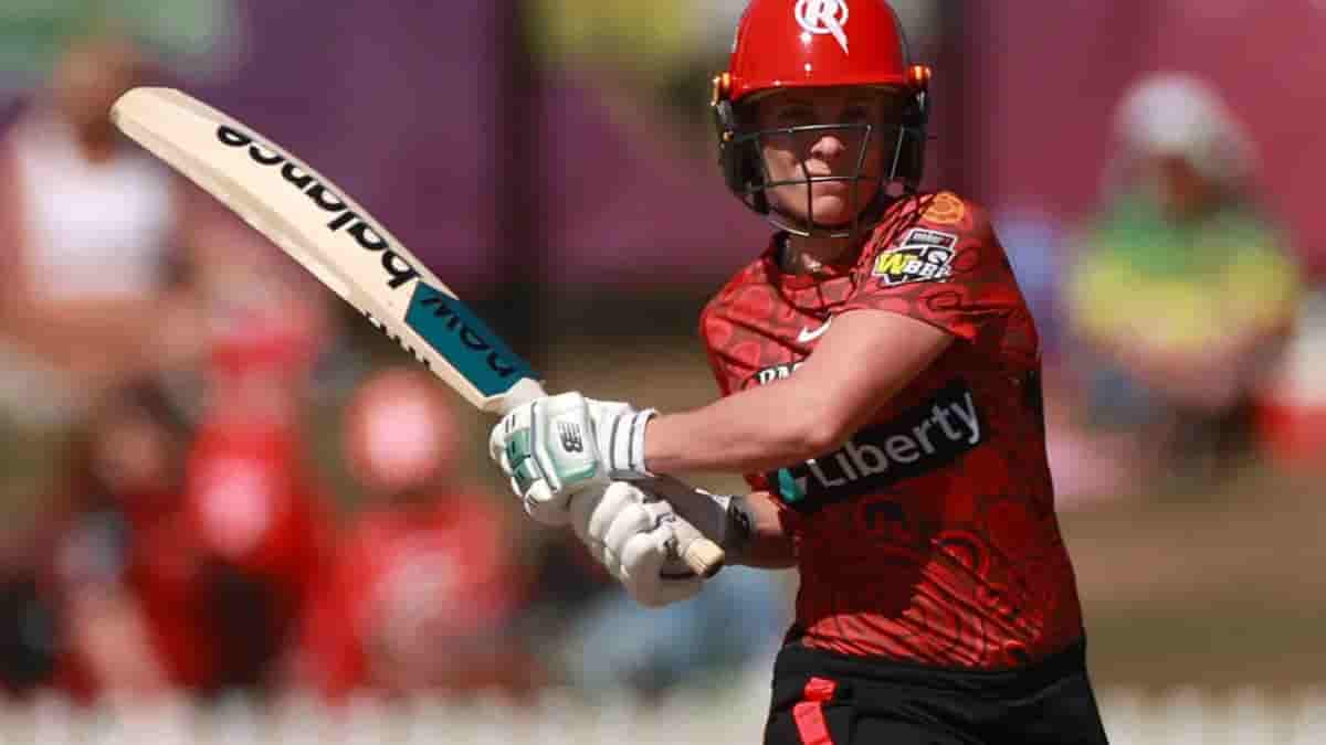 WPL 2025: Sophie Molineux Replaced Due To Knee Injury (Credits- ESPN)