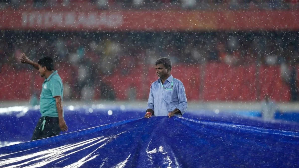 Delhi Capitals vs Sunrisers Hyderabad: Rain Dashes SRH's IPL 2025 Playoff Hopes