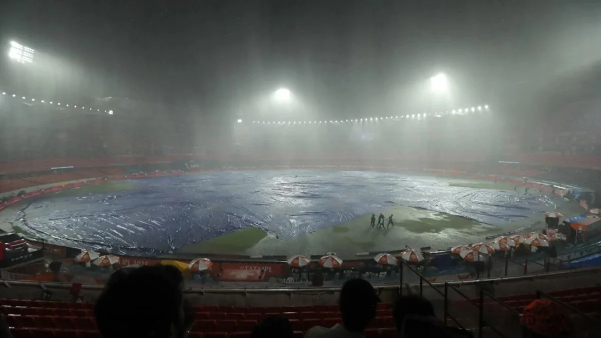 Delhi Capitals vs Sunrisers Hyderabad: Rain Dashes SRH's IPL 2025 Playoff Hopes