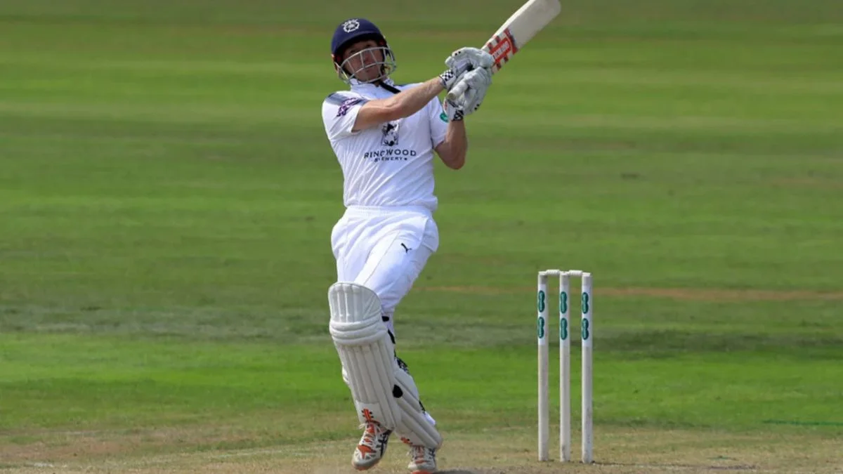 Top 5 Batters To Score Most Runs In An Over In Test Cricket